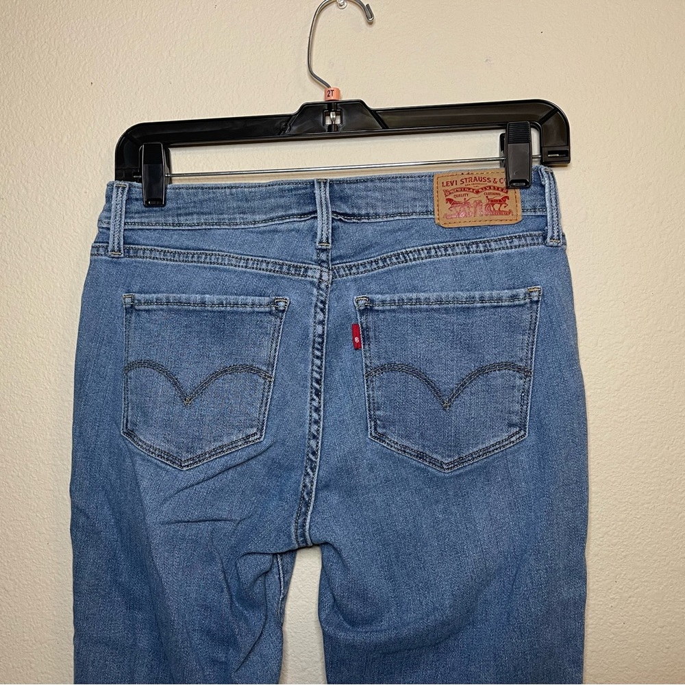 Levi’s curvy skinny women’s jeans